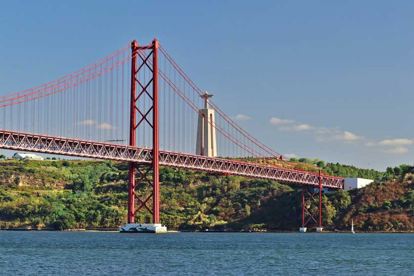 Ponte 25 de Abril (Puente 25 de abril), Lisboa.